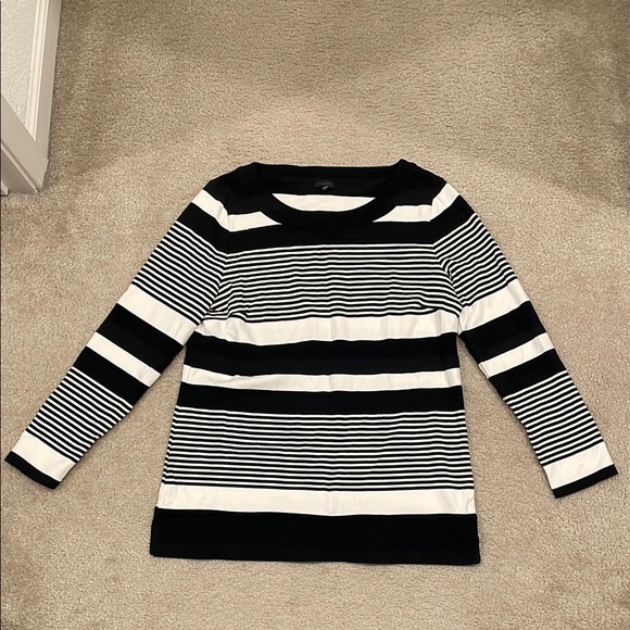 Talbots Tops - Preowned Talbot Black and White Striped Long Sleeve Top women size L